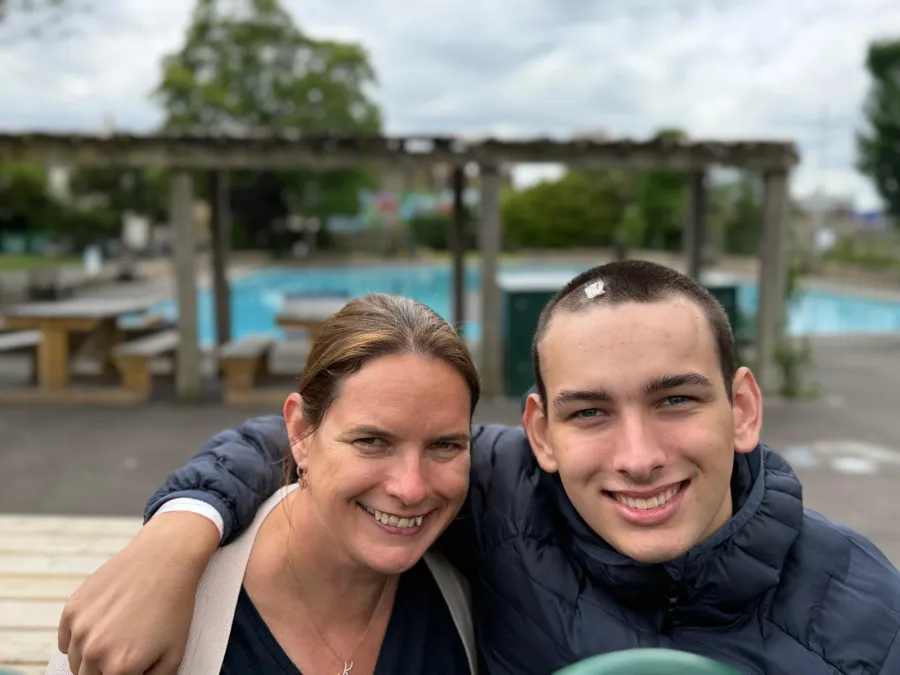 Kirsty and Elliot