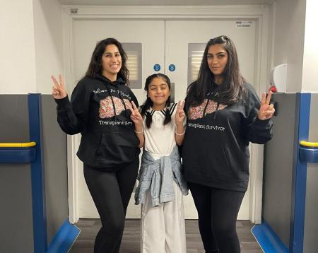 Hanan with her sisters Zahra and Yasmin
