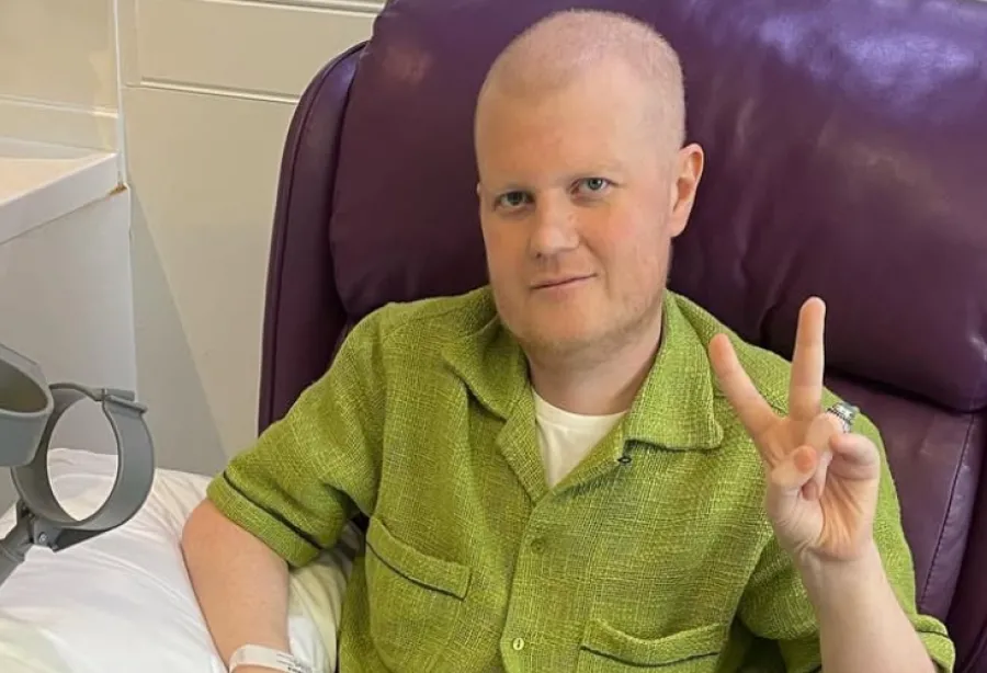 Lewis about to start a chemo cycle